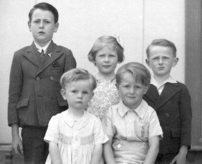 Five Tompkins Cousins c.1944